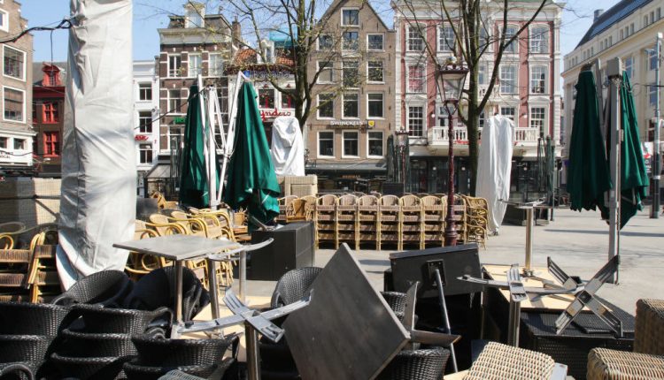 Eurozone December Flash PMI: Business continues to shrink

