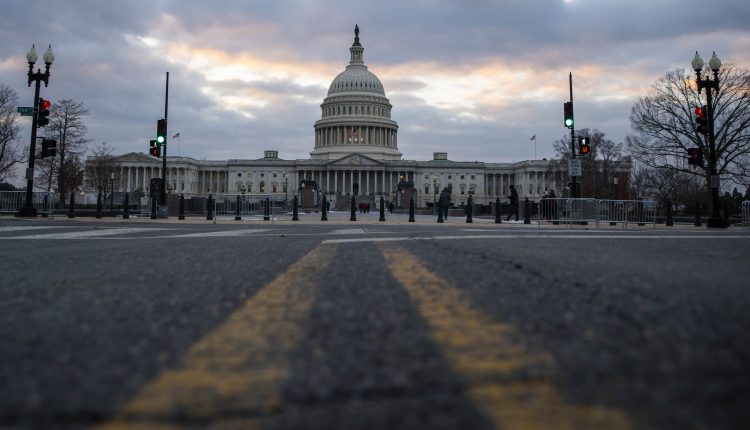 Congress approves a $ 900 billion auxiliary bill

