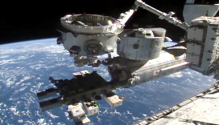 Voyager Space Holdings acquires majority of Nanoracks' XO markets

