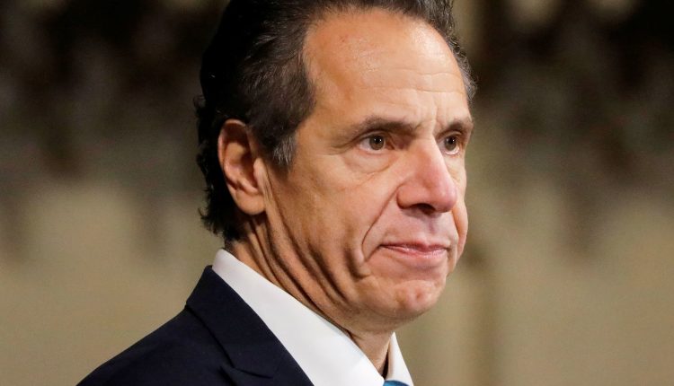 Cuomo signs a law that deprives his Covid powers in an emergency

