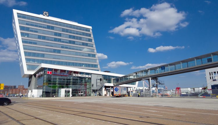 Cloud-based technology is deployed at a major port to increase efficiency

