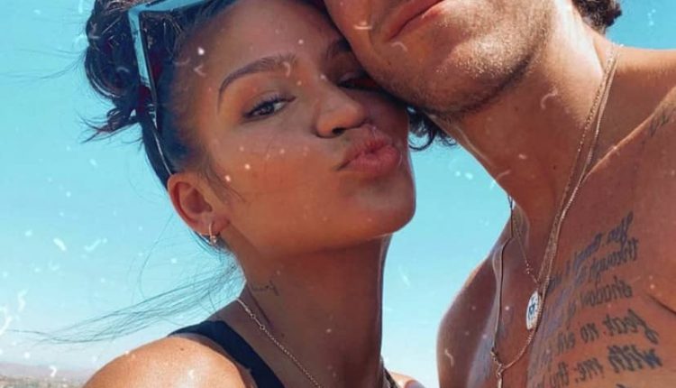 Cassie & Alex Fine welcome their baby Sunny Cinco Fine

