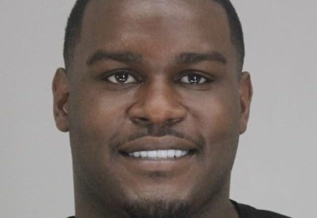 Famed hairdresser Jonathan Wright returns to social media after the recent arrest

