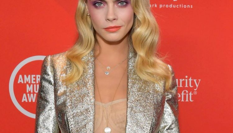 Cara Delevingne remembers feeling "shame" and "self-hatred" about sexuality

