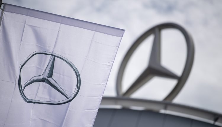 Daimler expects intense competition when Apple and Alibaba enter the auto market

