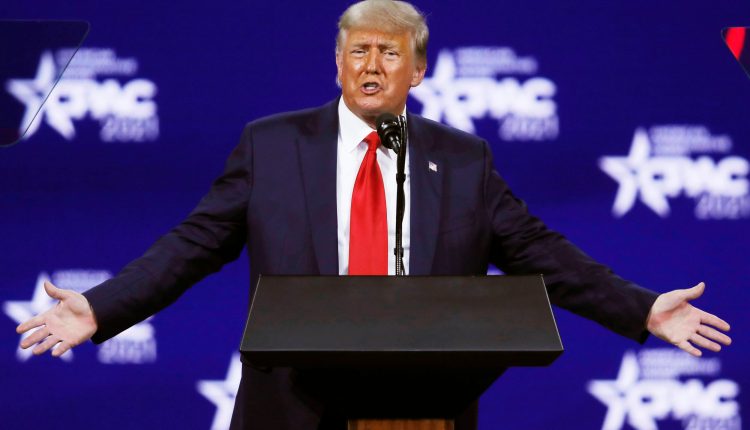 Facebook confirms the Trump ban, but will reassess the decision in the coming months

