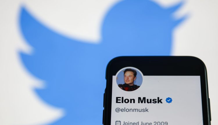 Twitter says it will no longer allow "free advertising" on other social media platforms

