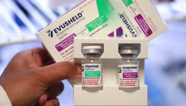 The FDA is withdrawing Evusheld because it is not effective against subvariants

