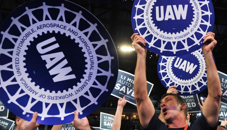 Shawn Fain dethrones incumbent Ray Curry

