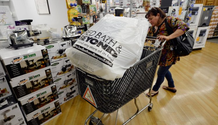 Bed Bath & Beyond faces bankruptcy and gets help with goods


