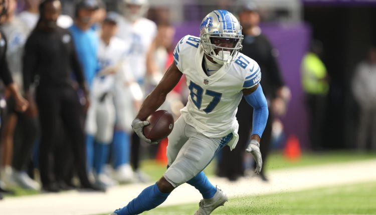 NFL suspends five players for violating gambling policy

