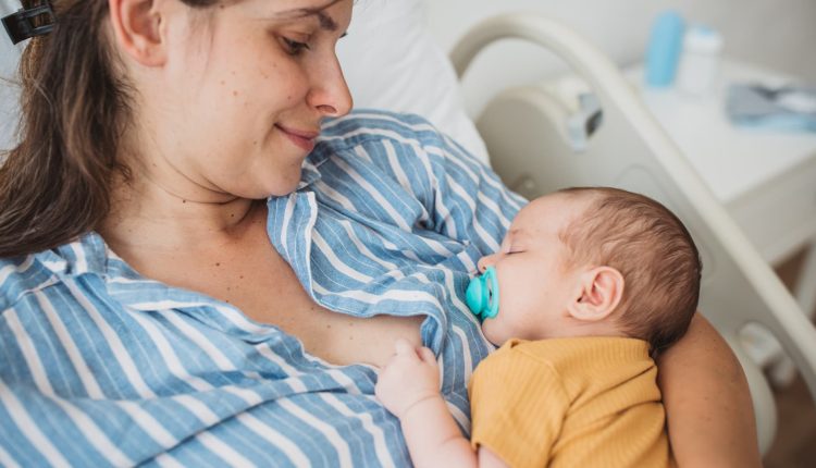 Biomilq startup produces laboratory-grown breast milk despite problems with baby food

