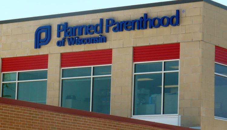 Planned Parenthood resumes abortions in Wisconsin