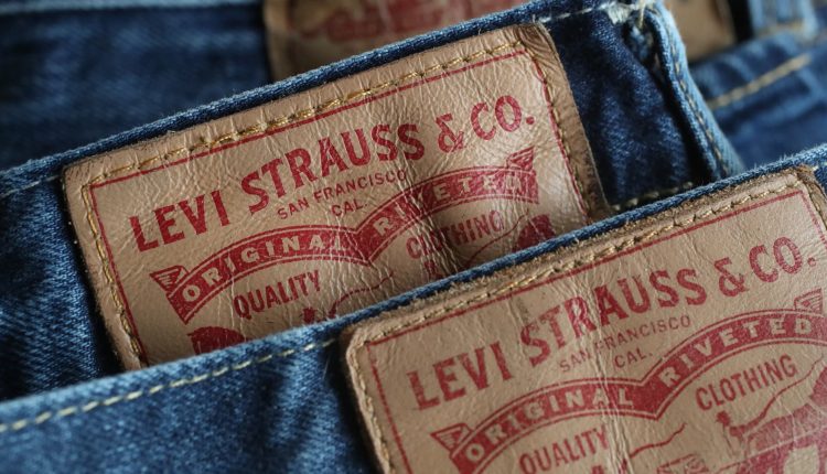 Levi Strauss (LEVI) earnings Q3 2023