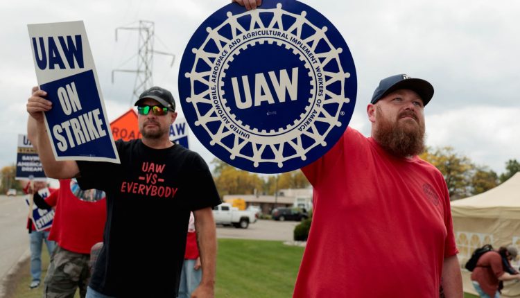 UAW, Mack Trucks workers to vote on deal