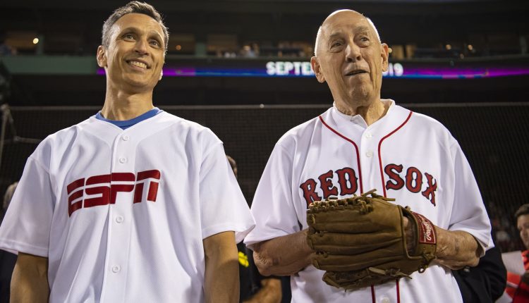 ESPN shows strength in Disney earnings