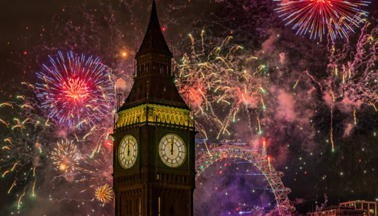 Stoxx 600 gains, S&P 500 chases high