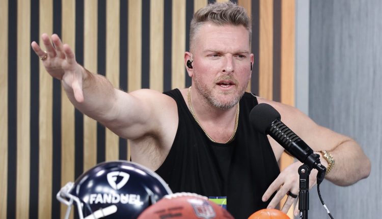 Pat McAfee attacks ESPN executive amid Rodgers, Kimmel fight