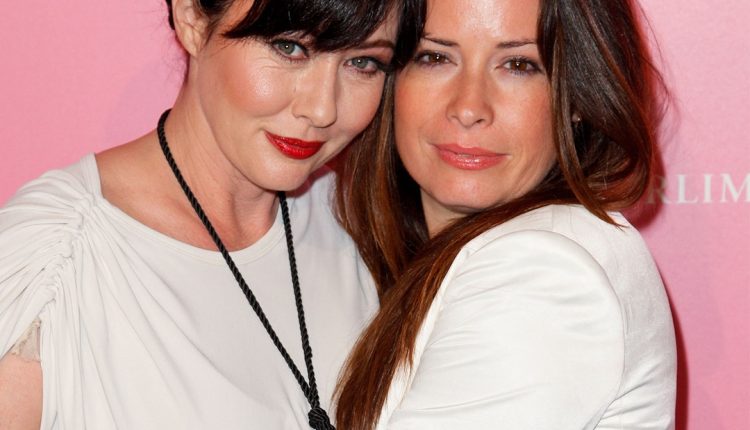 Holly Marie Combs reveals Shannen Doherty promised to pursue her

