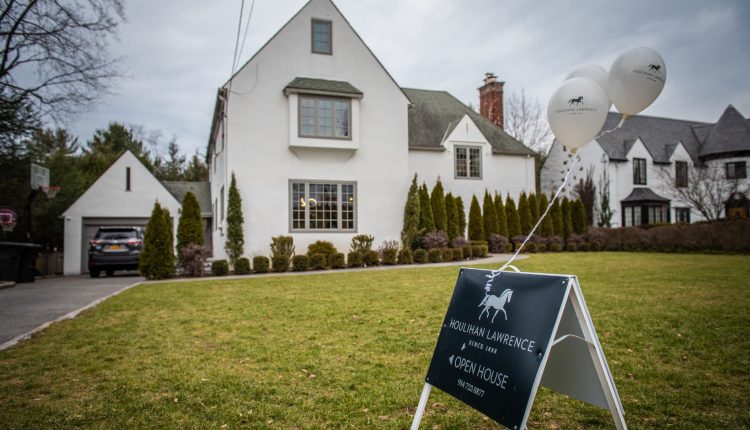 Real estate prices hit record high in June according to S&P Case-Shiller index

