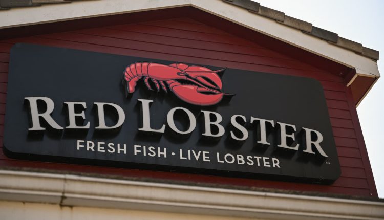 Restaurant chains that filed for bankruptcy this year

