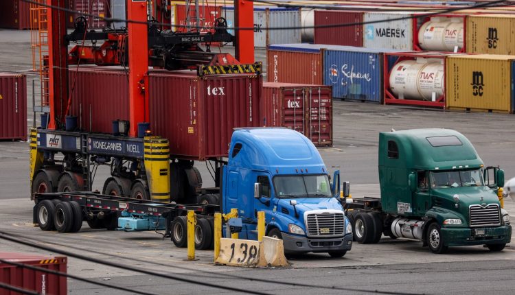Port strike could have 'devastating consequences' for consumers: experts


