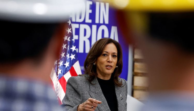 Harris touts Michigan manufacturing plan while Trump leads on economy

