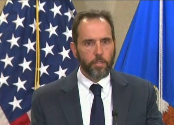 Jack Smith speaks at a press conference on Trump's indictment