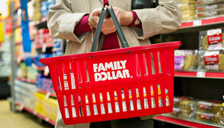 Why Dollar General and Dollar Tree are struggling

