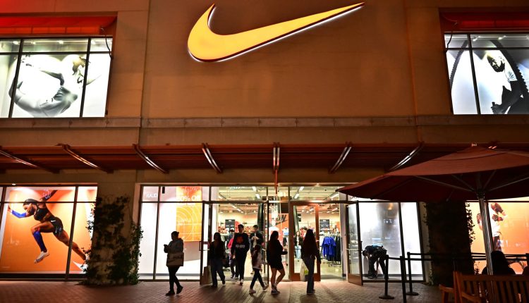 Nike (NKE) earnings Q2 2025

