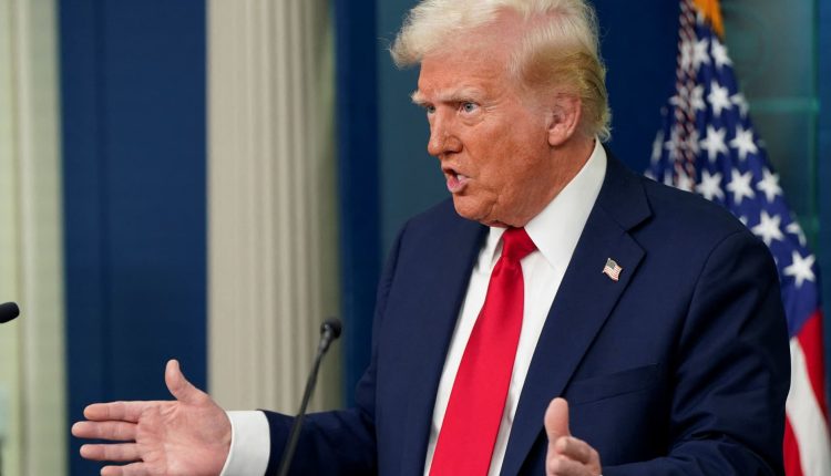 Airplane crash: Trump accuses Dei, biden

