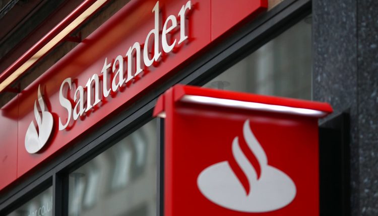 Santander's shares jump by 8%after lender announced a record quarter profit, 10 billion euros in charge


