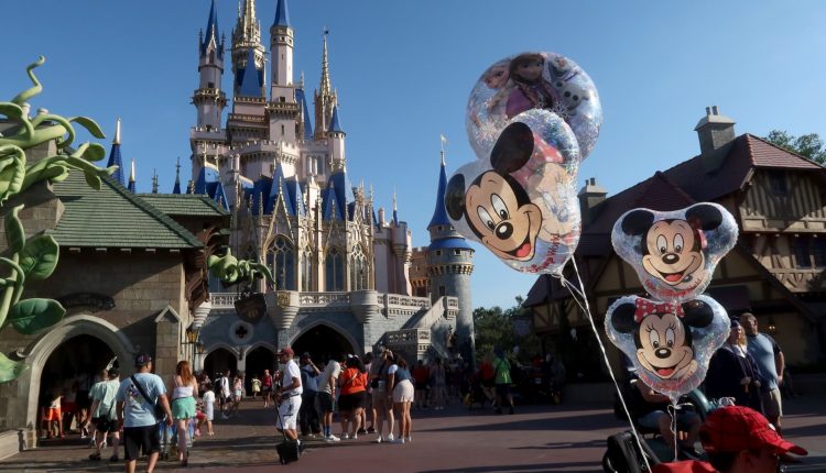 Disney (disd) profits Q1 2025

