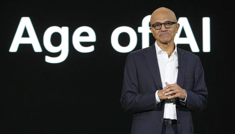 Microsoft reveals Dragon Copilot, a voice-activated AI tool for doctors

