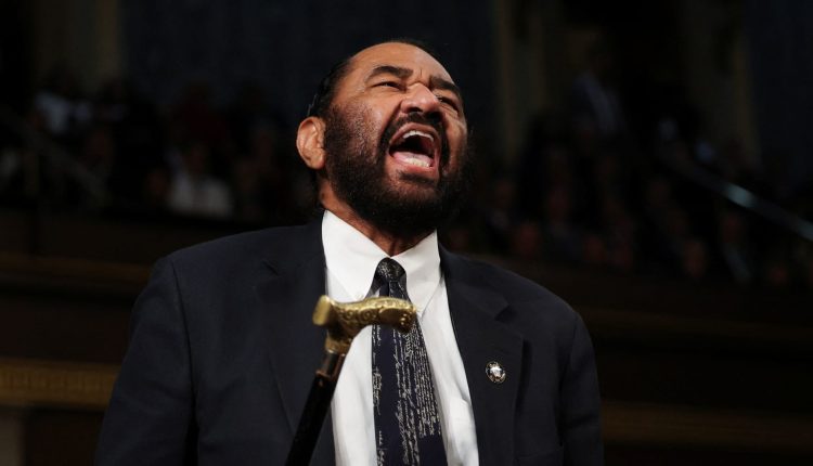 House Censures Rep. Al Green for Heckling Trump Speech

