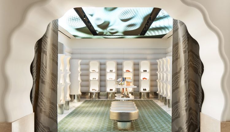 Take a look at the first US business in the French luxury dealers Printemps

