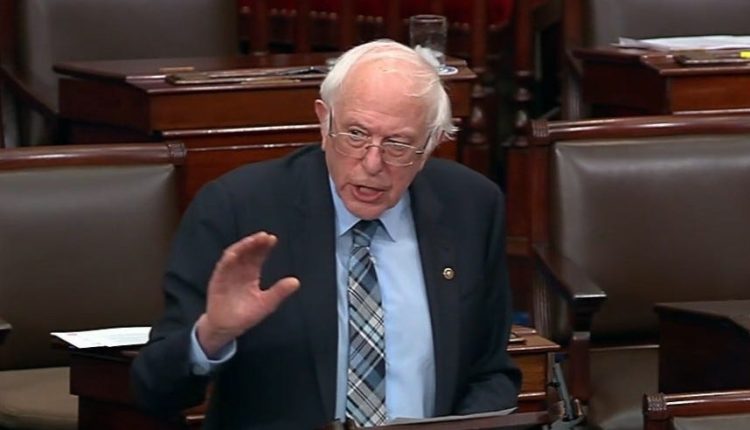 Bernie Sanders really meets Maga in patriotism while destroying Trump propaganda

