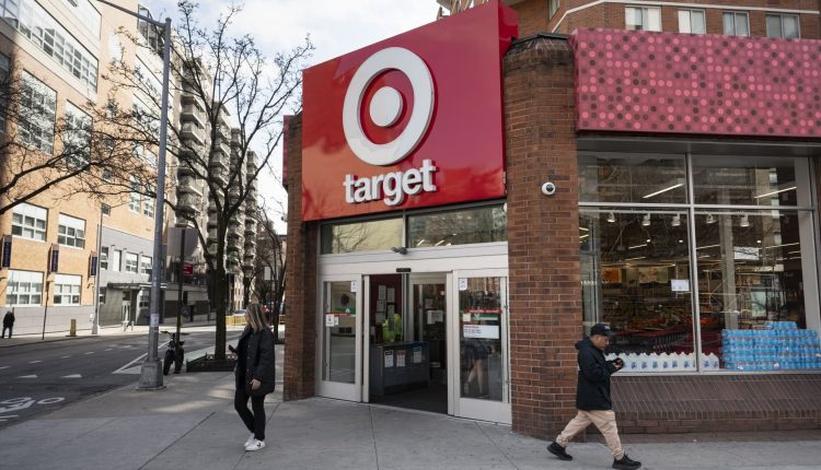 Target CEO to meet Al Sharpton to Dei-Rollback

