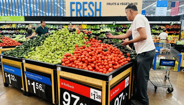 More Americans buy food with now buy, later pay loans

