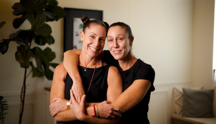 Twin -sister triathletes successfully converted in startup millions

