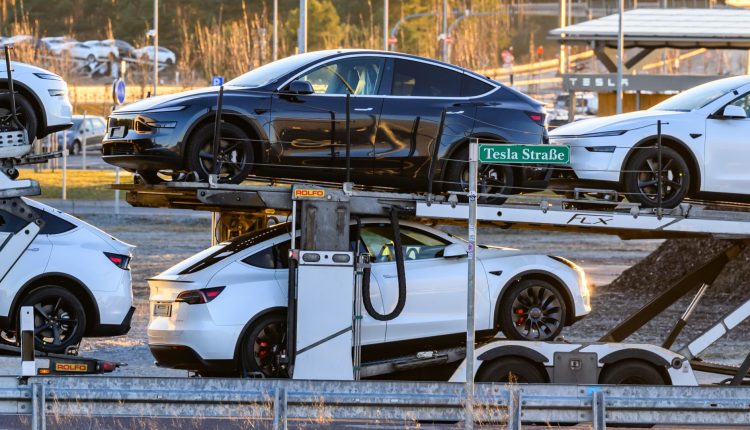 Tesla (TSLA) Q2 vehicle delivery report

