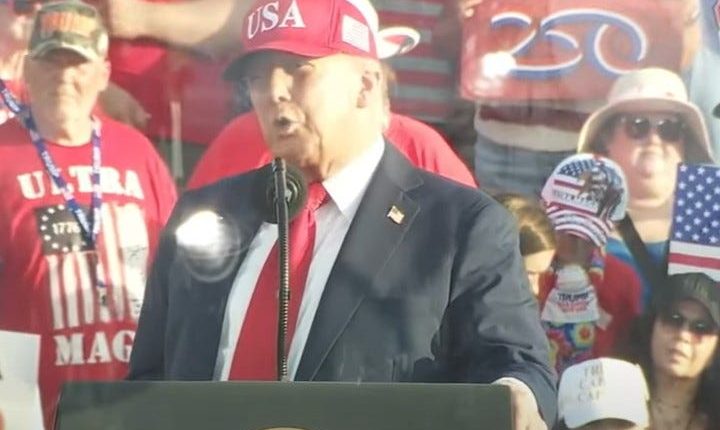 Trump shows clear signs of a decline on the 4th July weekend

