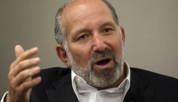 The SEC is bringing charges against Cantor Fitzgerald, led by Trump's Commerce Secretary

