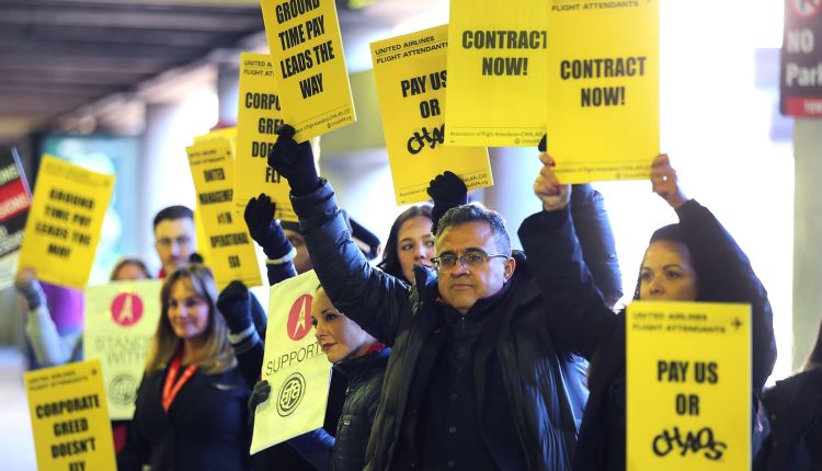 United Airlines achieves employment contract with flight attendants, says Union, says Union